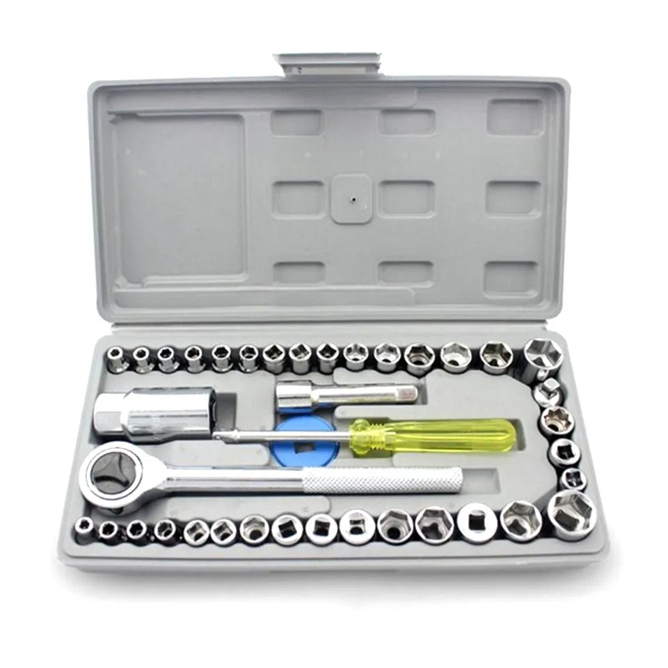 40 PIECES AIWA TOOL SET