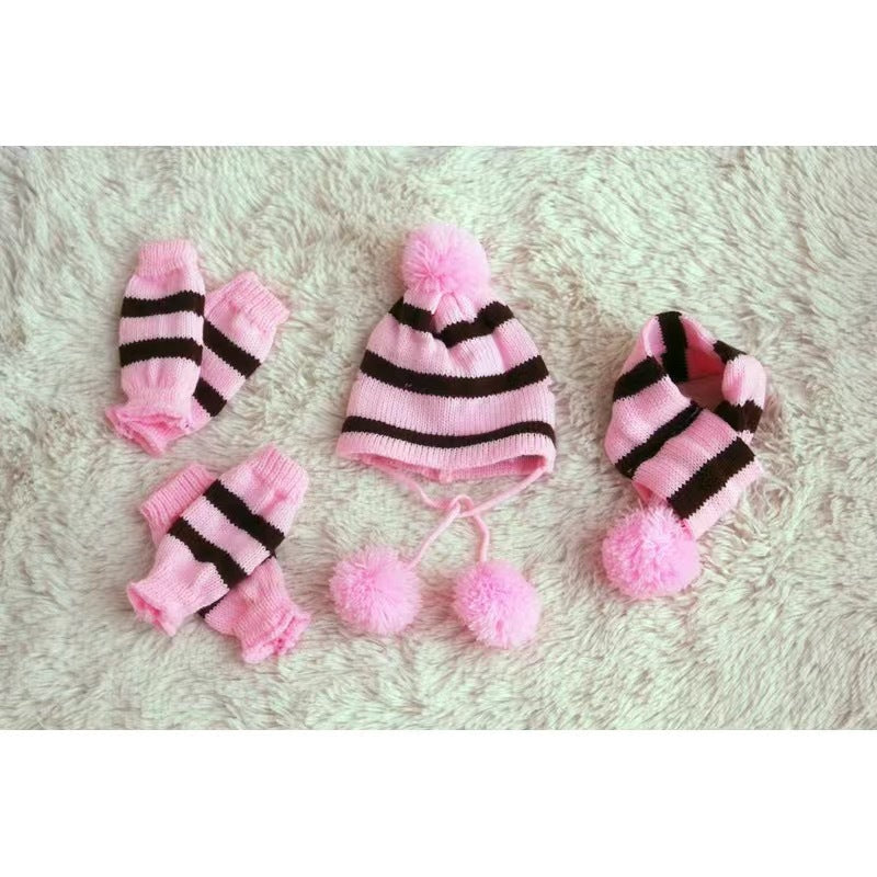 Knitting Pet Hat Scarf Socks Set