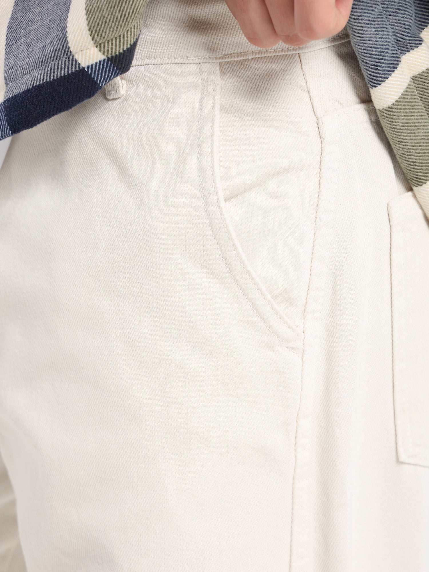 Rigid Denim Cropped Jeans with Patch Detailing