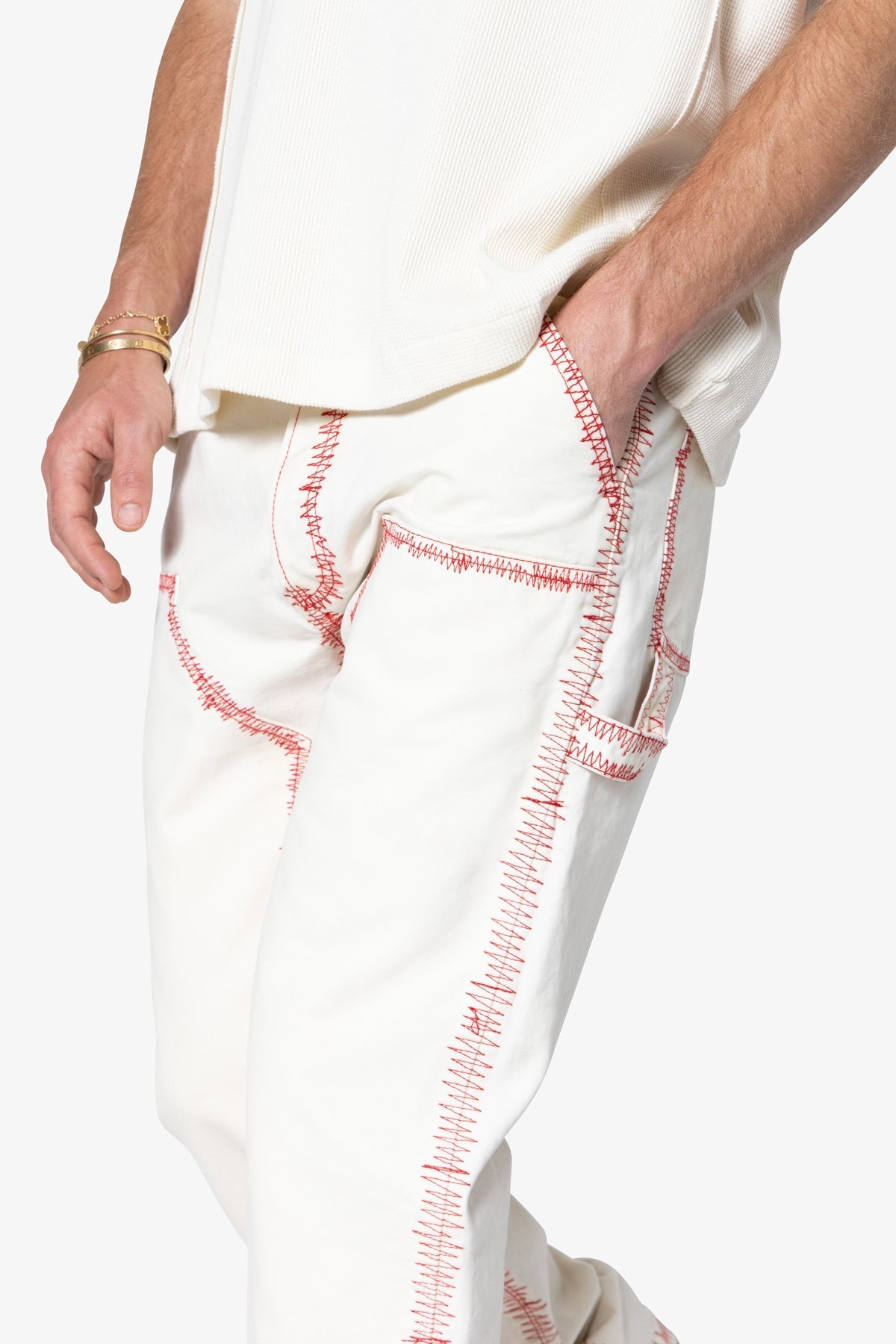 V711 Zig Zag Stitch Baggy Denim - White/Red