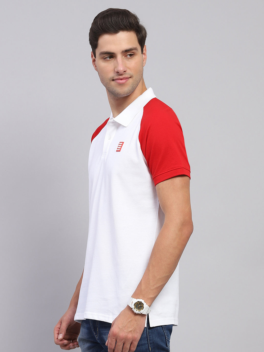 Men White Solid Collar Half Sleeve T-Shirt