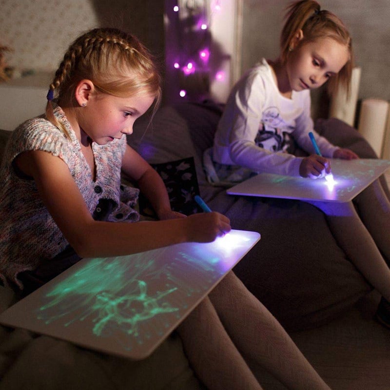 2024-Magic LED Light Drawing Pad - Release the Creativity of Children!☀