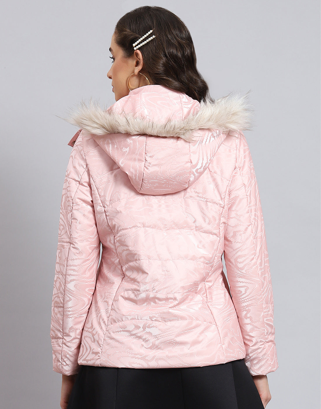 Women Pink Solid Hooded Full Sleeve Jacket