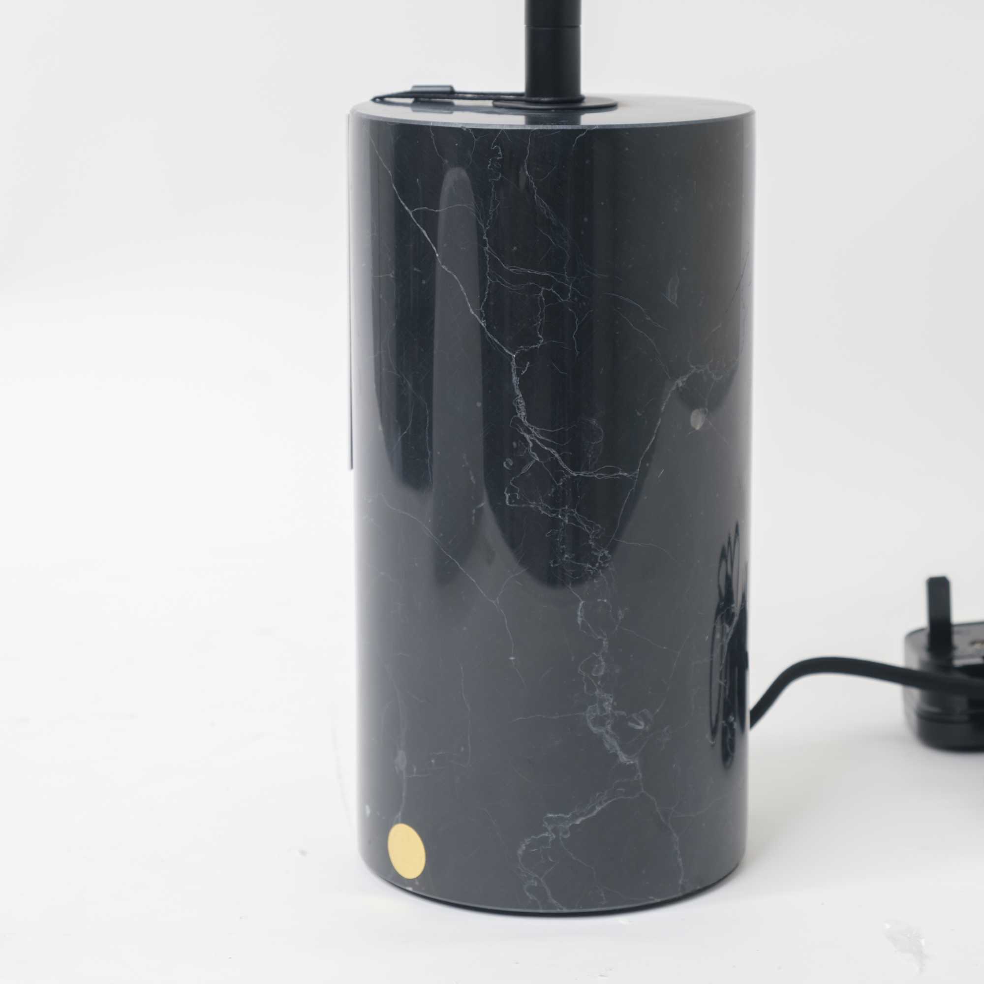refurbished | Hu?bsch Poise table lamp black