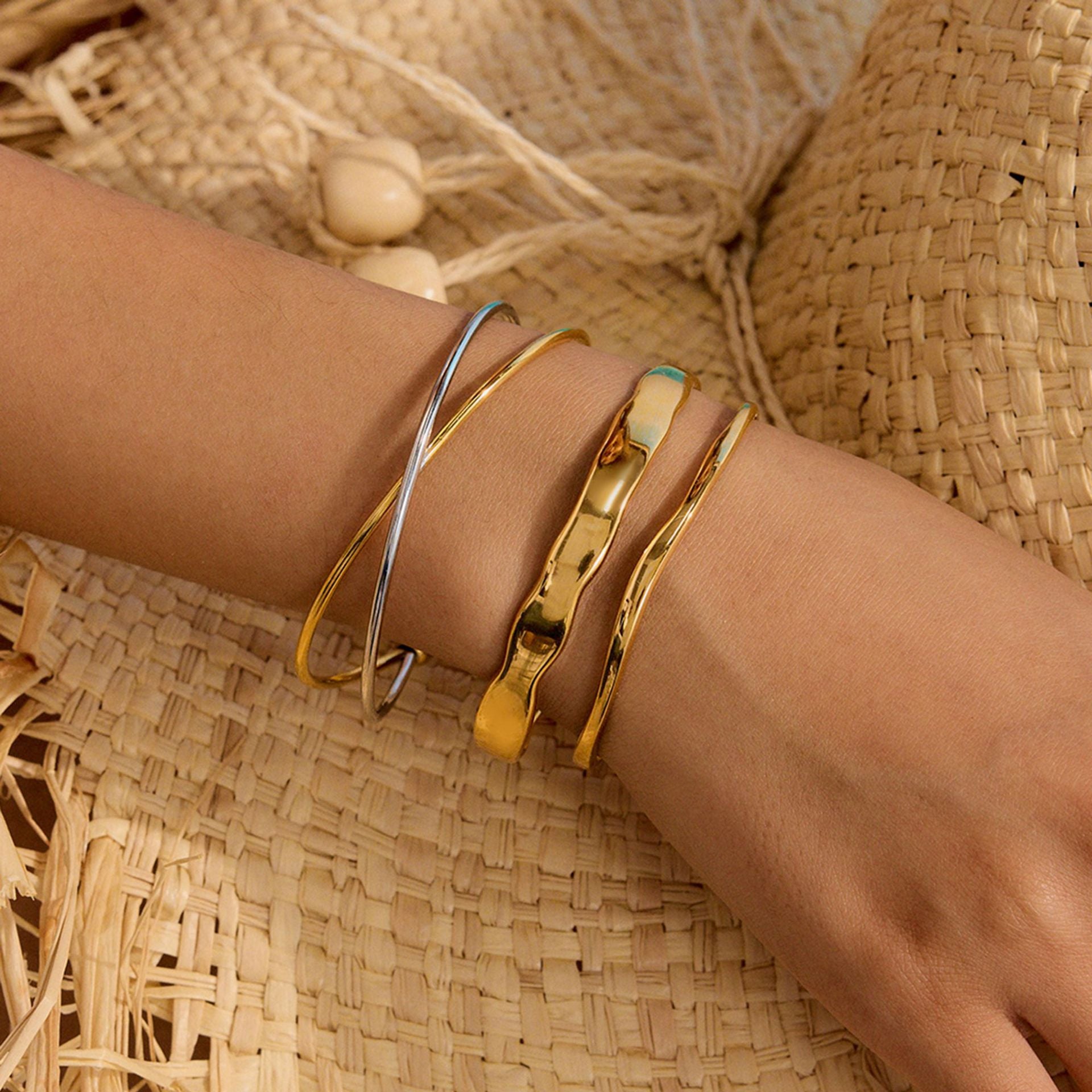 Stainless Steel Cross Bracelet Jewelry Bracelet Titanium Steel Bracelet