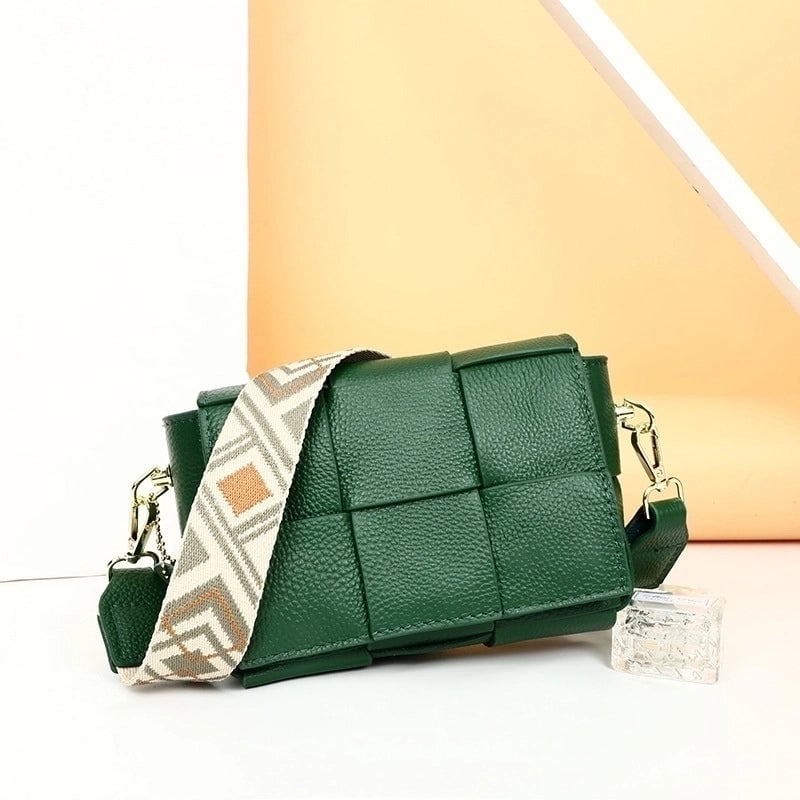 Women's Small All Seasons Leather Vintage Style Classic Style Shoulder Bag