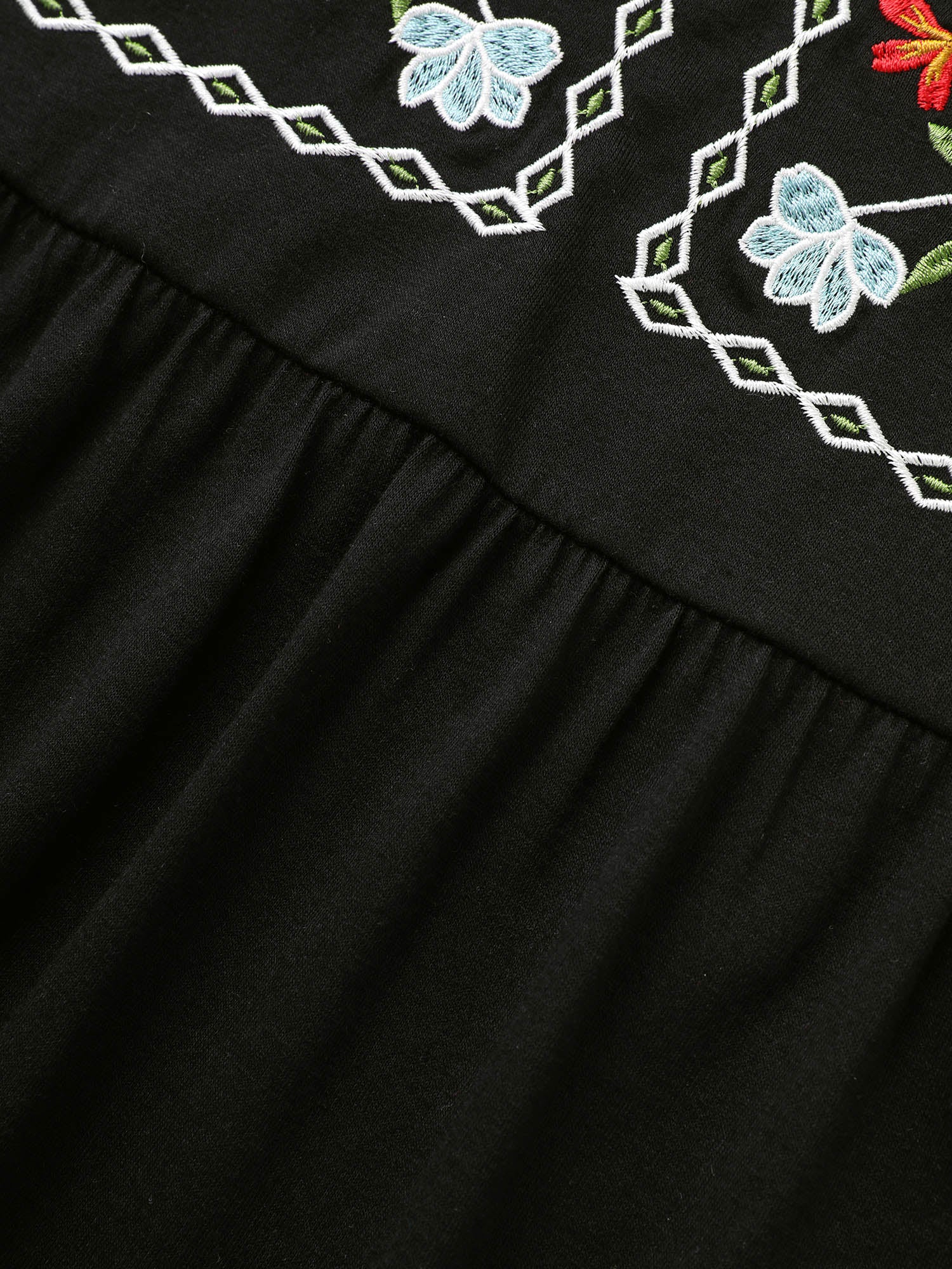 Floral Embroidered Tie Knot Gathered T-shirt