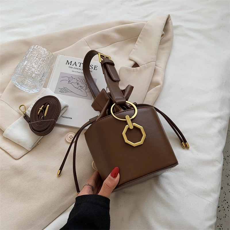 Women's Small All Seasons Pu Leather Solid Color Streetwear Bucket String Shoulder Bag Handbag Bucket Bag