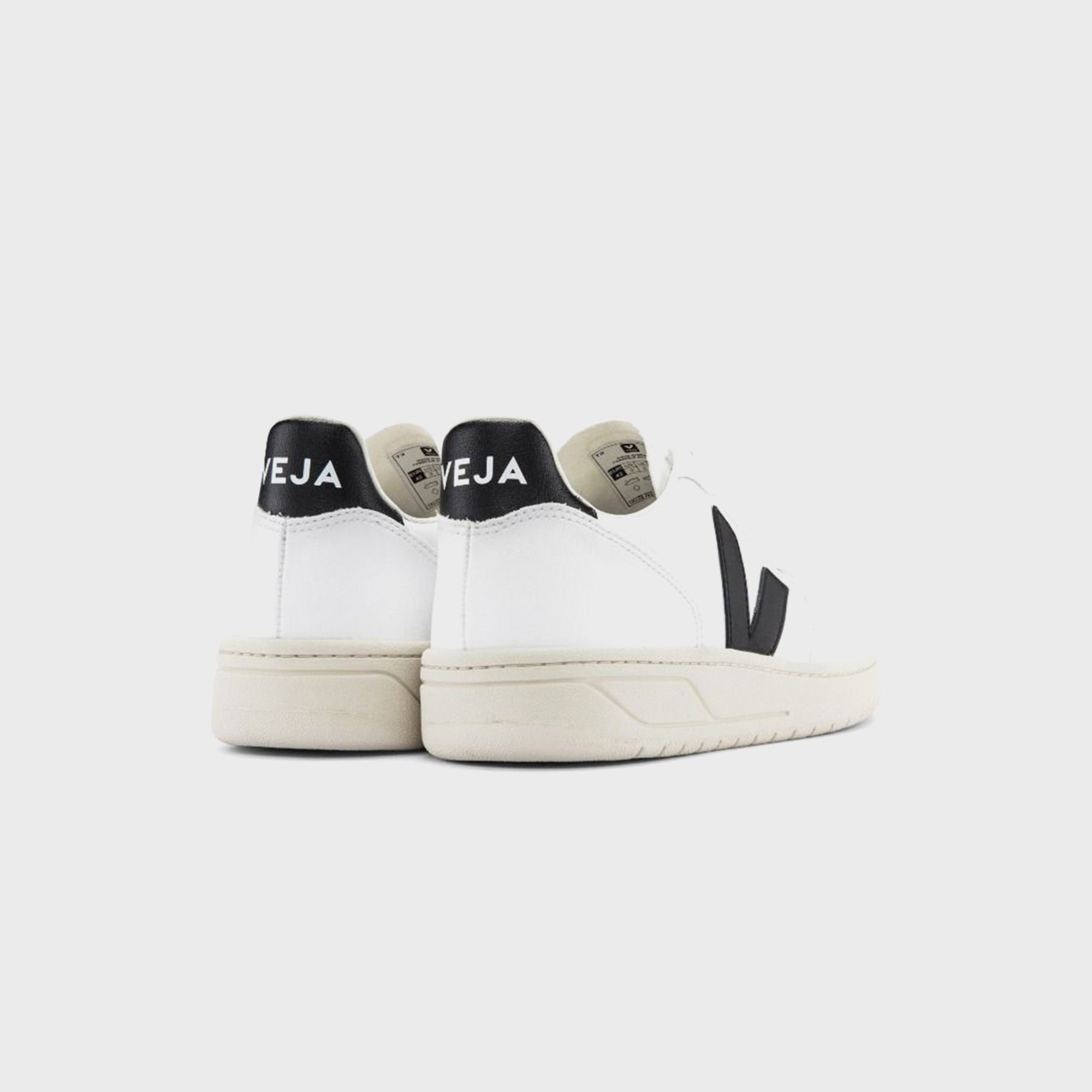 Veja WMNS V-10 Extra White / Black