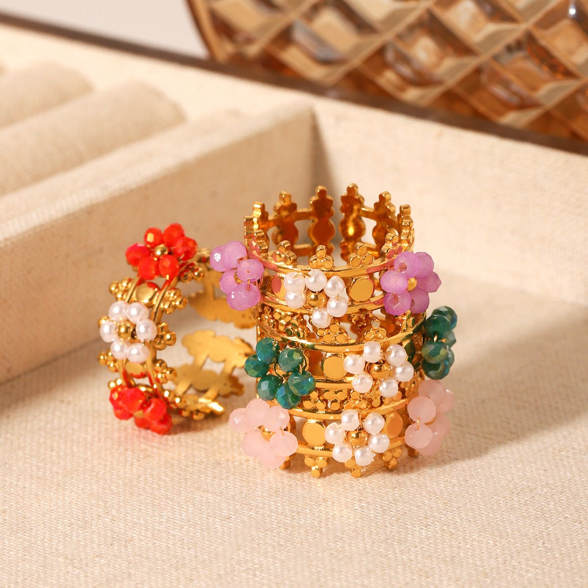 Retro Stainless Steel Crown Beaded Flower Ring Titanium Steel Ring Female Hand Jewelry