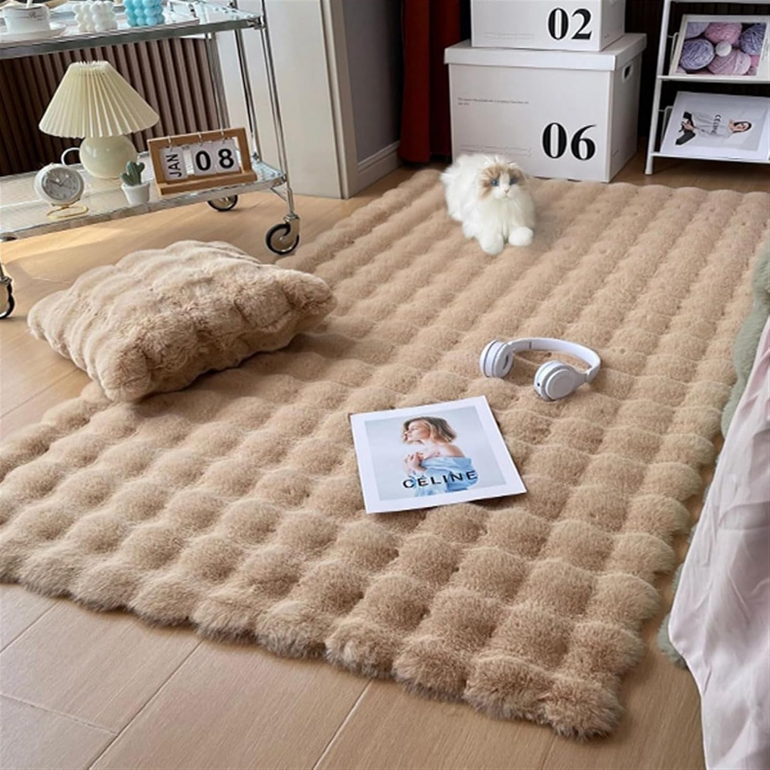 Faux Rabbit Fur Rug Carpet.  4x6 FT Fluffy Soft Area Rug