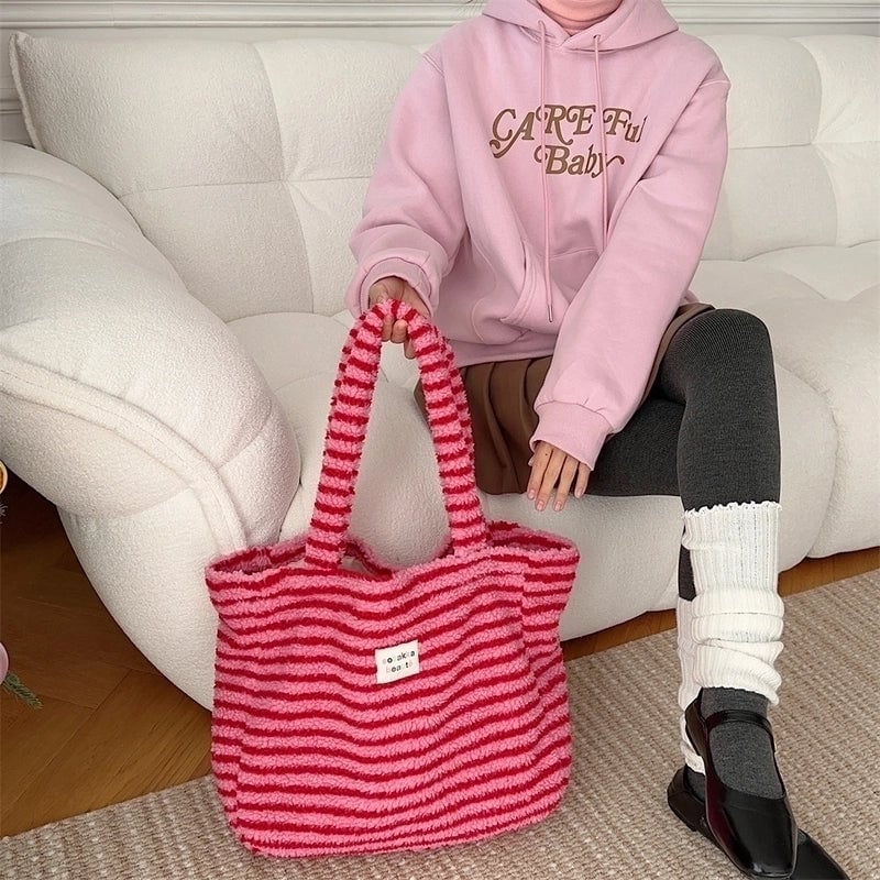 Women's Medium Plush Color Block Streetwear Square Open Shoulder Bag