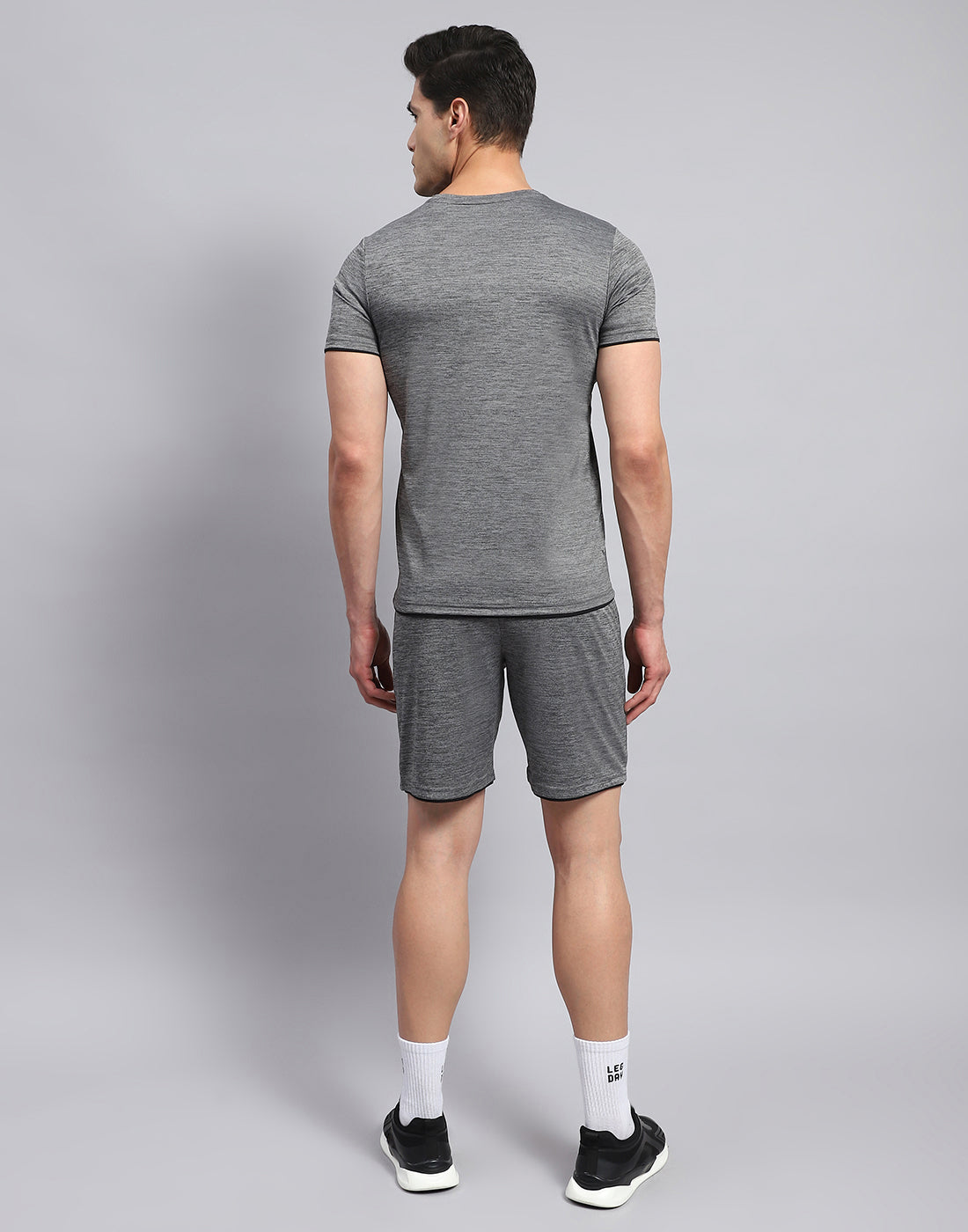 Men Grey Solid Round Neck Half Sleeve Short