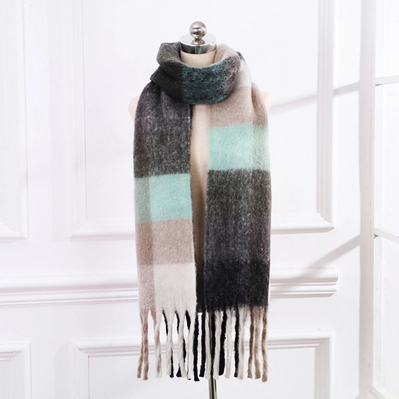 Women's Elegant Minimalist Lattice Mohair Tassel Scarf