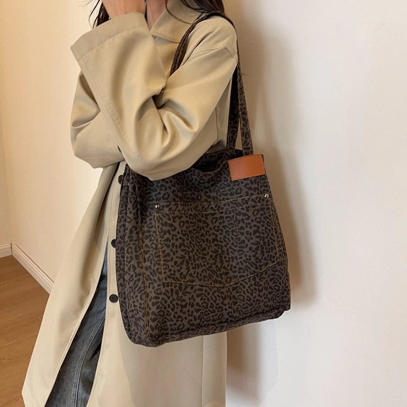 Women's Large Polyester Color Block Vintage Style Classic Style Square Lock Clasp Shoulder Bag