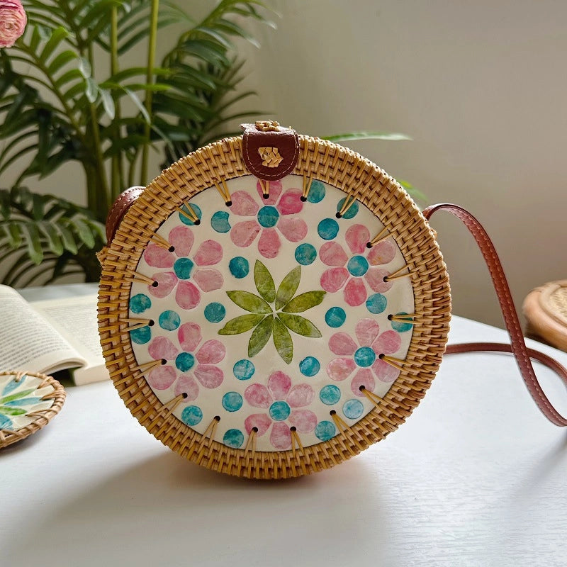 Women's Medium Rattan Floral Elegant Magnetic Buckle Dome Bag