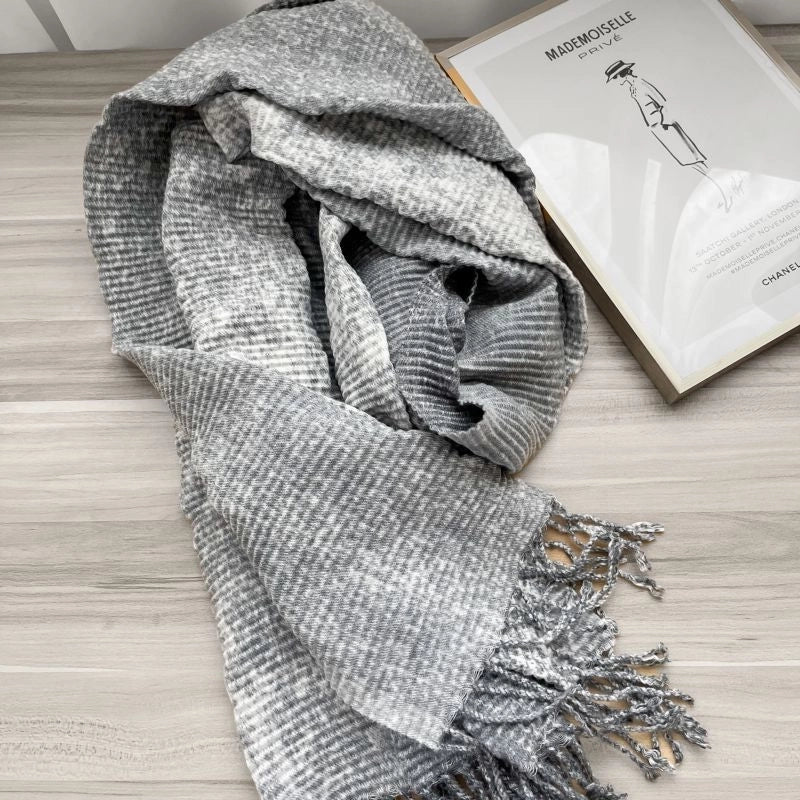 Women's Sweet Solid Color Polyester Scarf