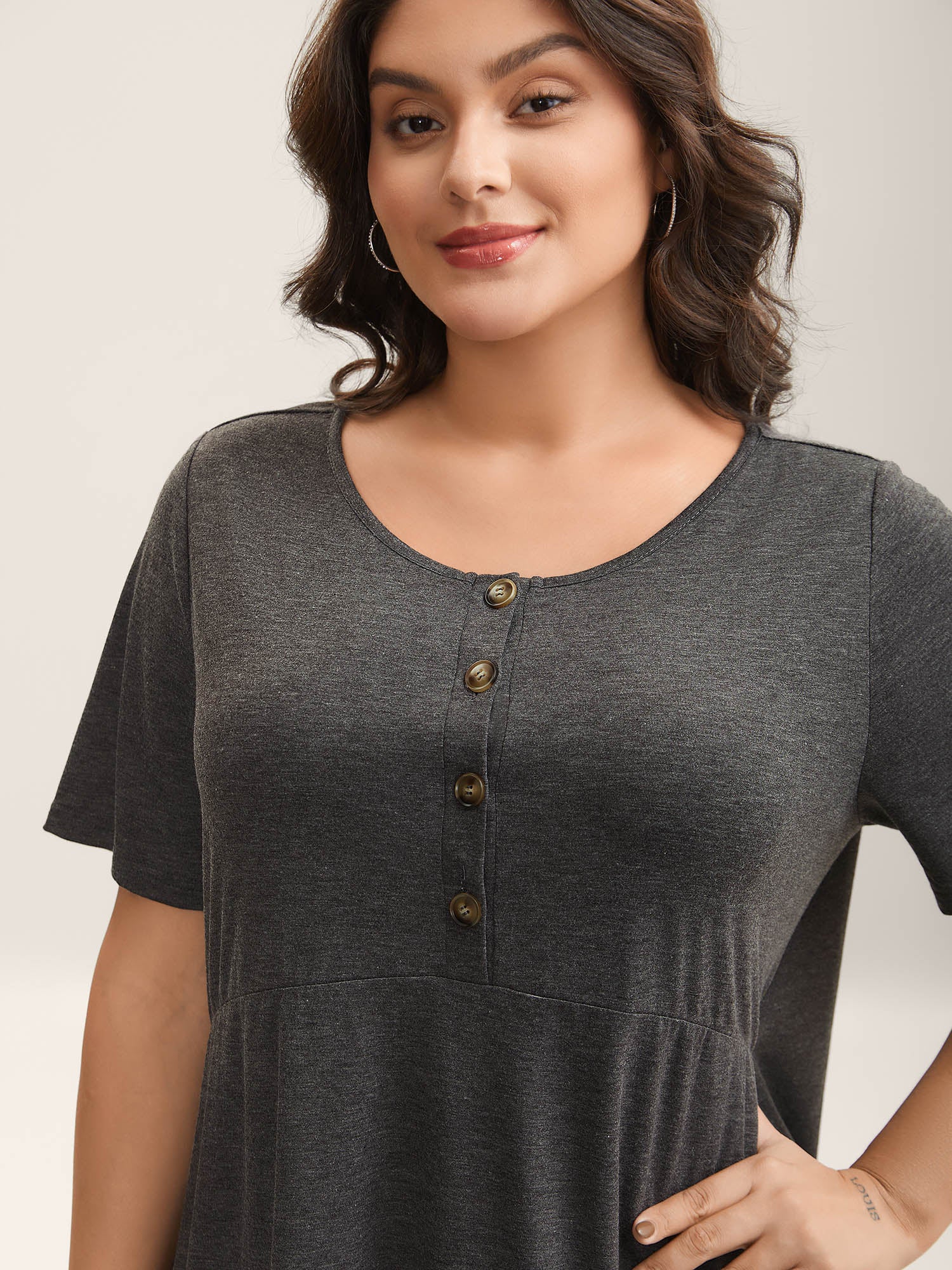 Button Detail Ruffled Hem Babydoll T-Shirt