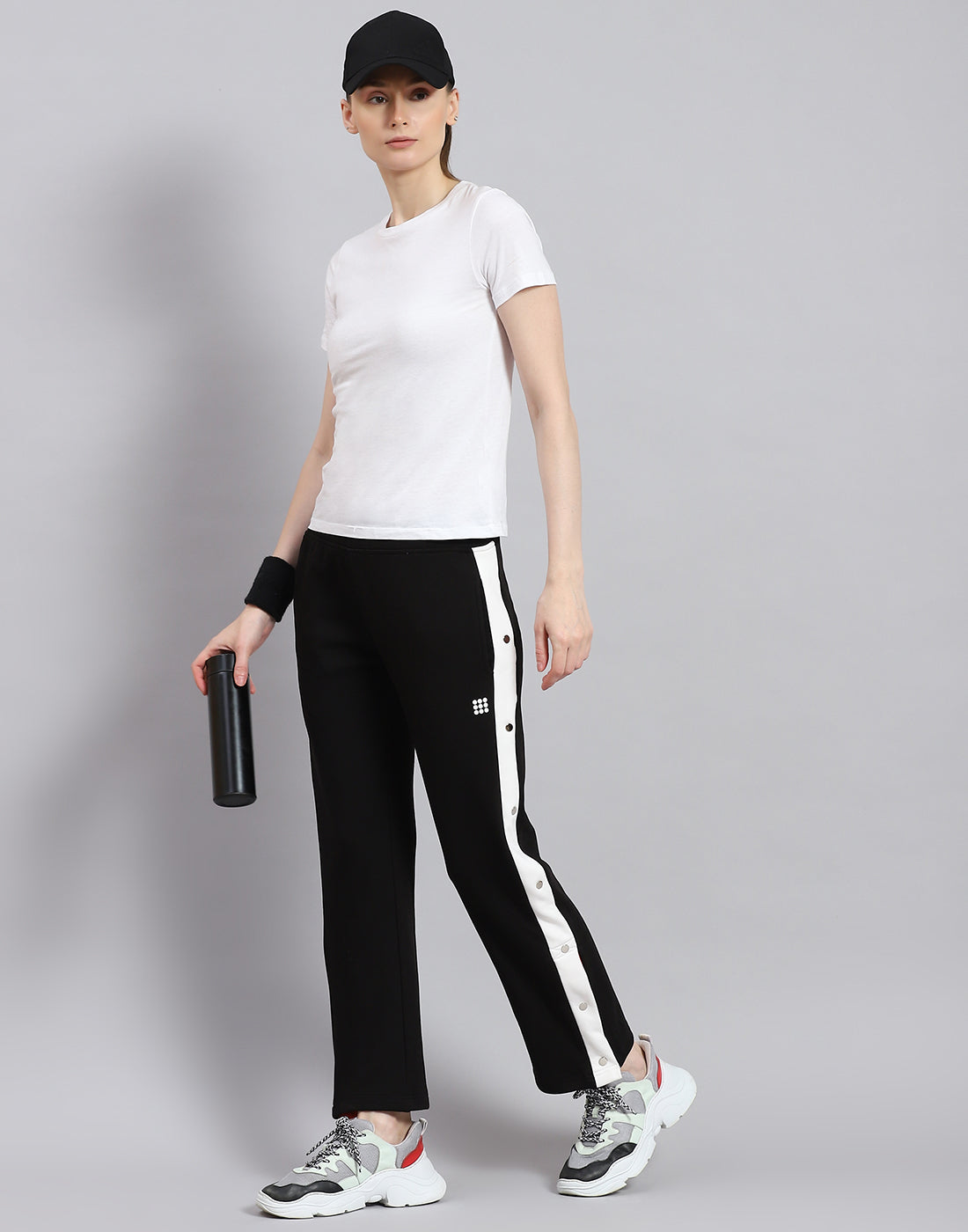 Women Black Solid Regular Fit Lower