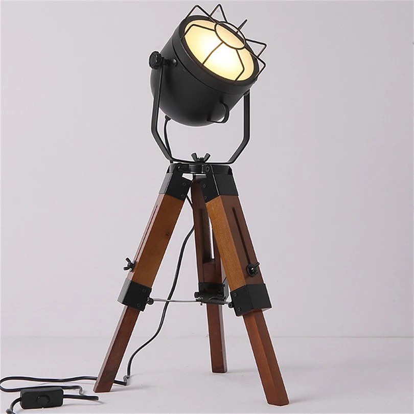 Tripod Table Lamp
