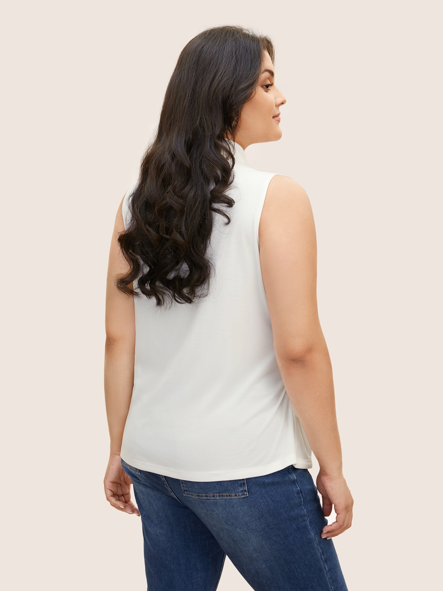 Overlap Collar Solid Pleated Tank Top