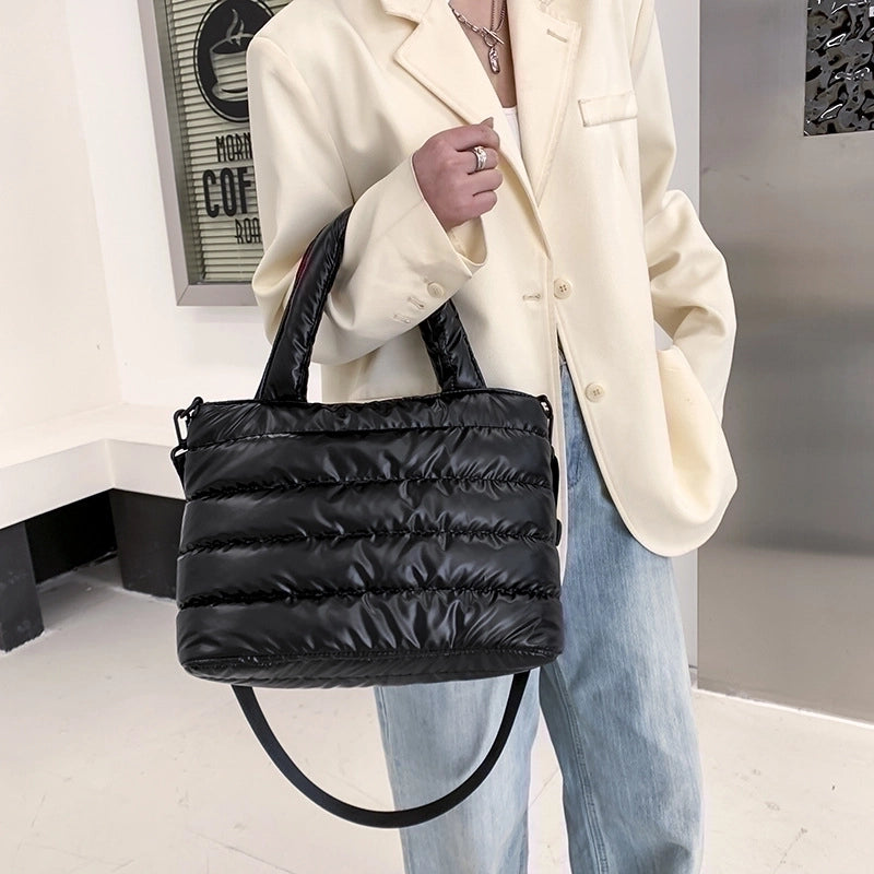 Women's Medium Autumn&winter Nylon Vintage Style Handbag