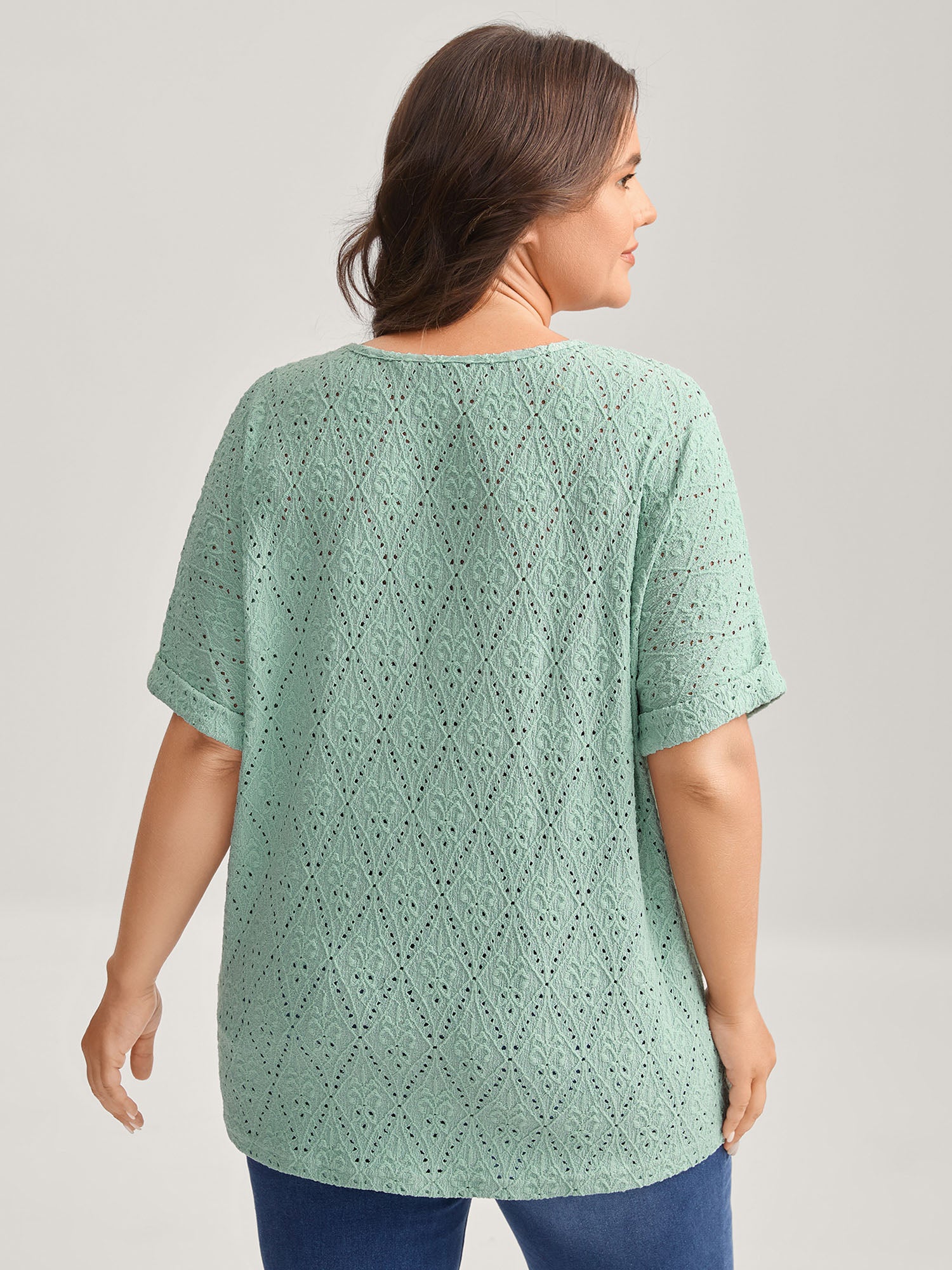 Textured Round Neck Solid Knit Top