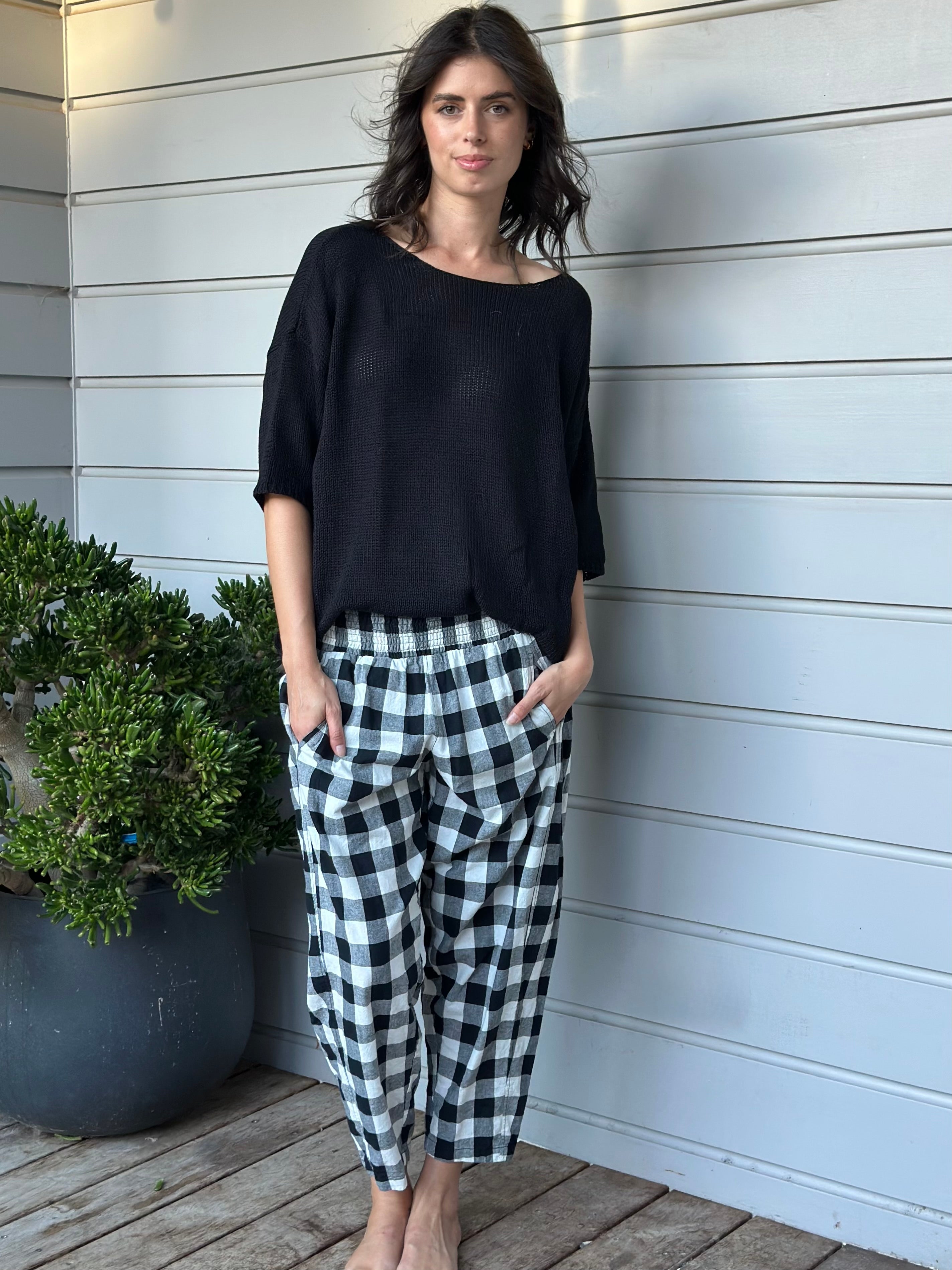 frankie pants - black check