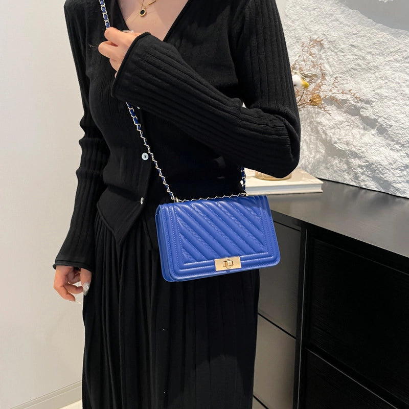 Women's Small Pu Leather Solid Color Vacation Classic Style Sewing Thread Square Lock Clasp Shoulder Bag