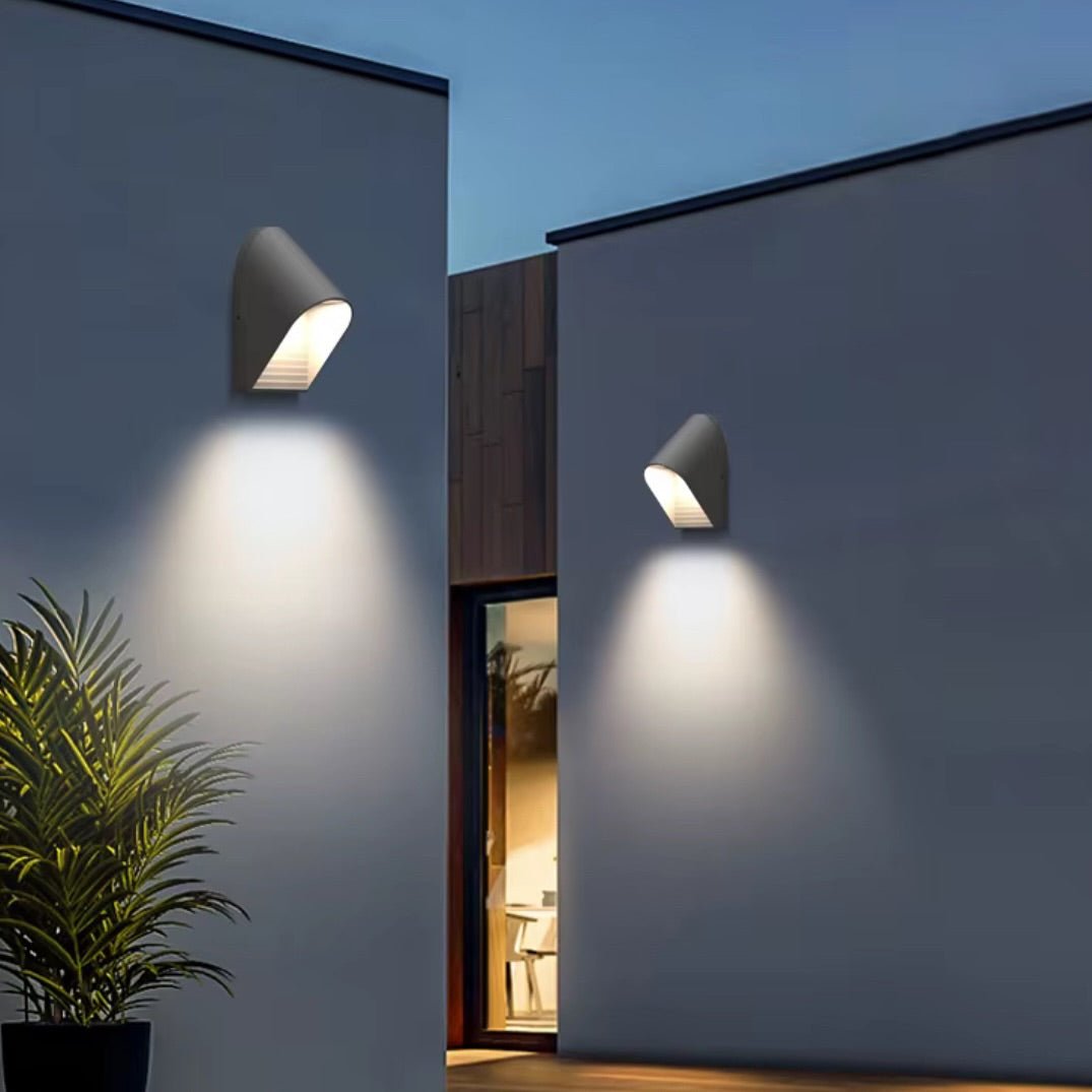 Modern Outdoor LED Wall Light - Black Aluminum 5 WATTS