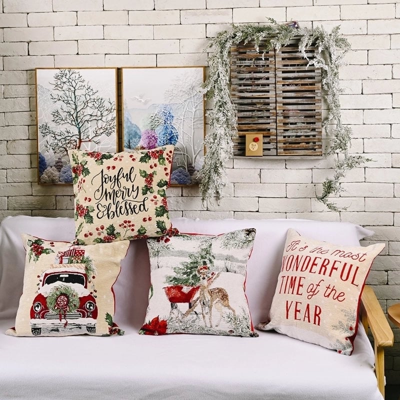 Christmas Couch & Sofa Decor