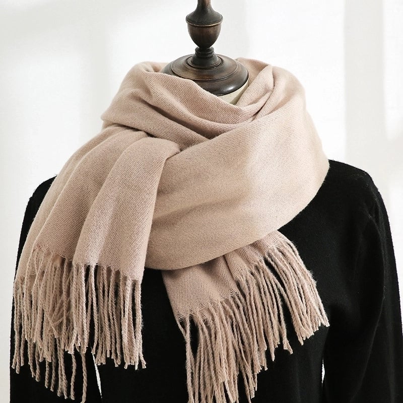 Women's Minimalist Solid Color Imitation Cashmere Scarf