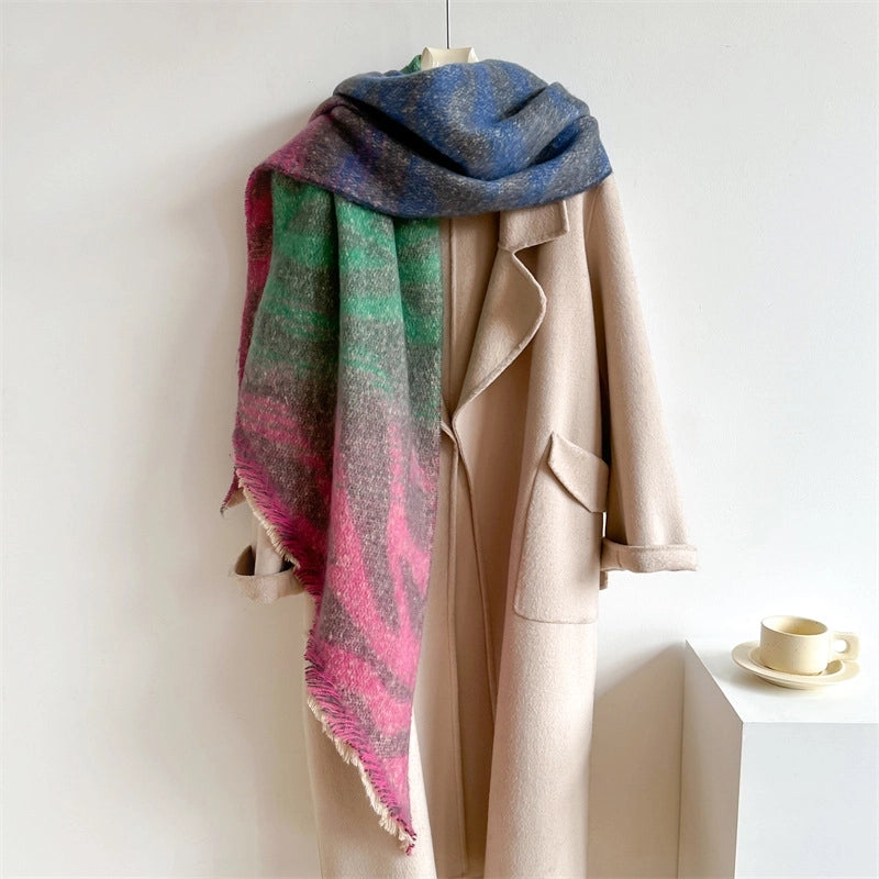 Women's Elegant Basic Minimalist Waves Polyester Scarf