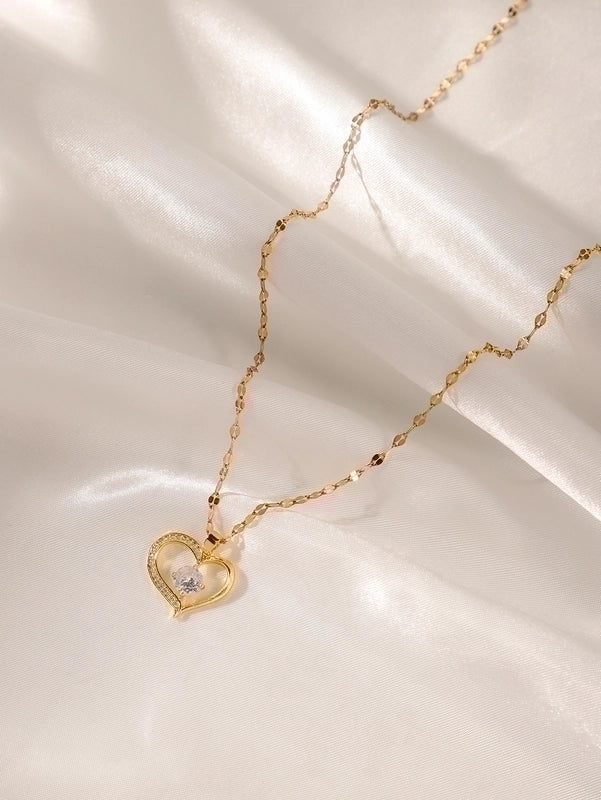 Elegant Heart Shape Stainless Steel Zircon Hollow Out Pendant Necklace