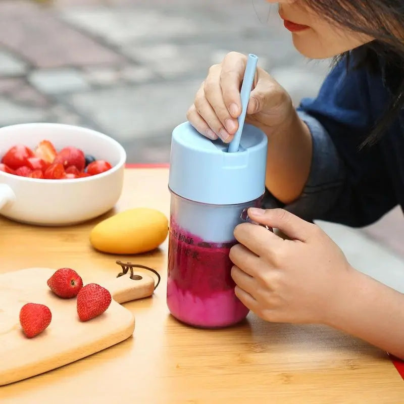 MASON JUICER BLENDER WITH STRAW