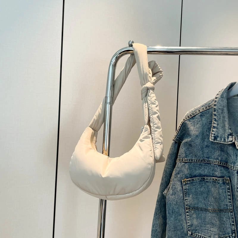 Women's Medium Nylon Solid Color Basic Classic Style Sewing Thread Dumpling Shape Zipper Crossbody Bag