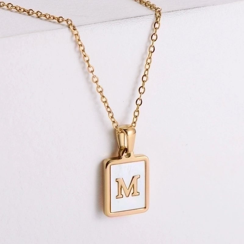 304 Stainless Steel 18K Gold Plated Minimalist Plating Letter Shell Pendant Necklace