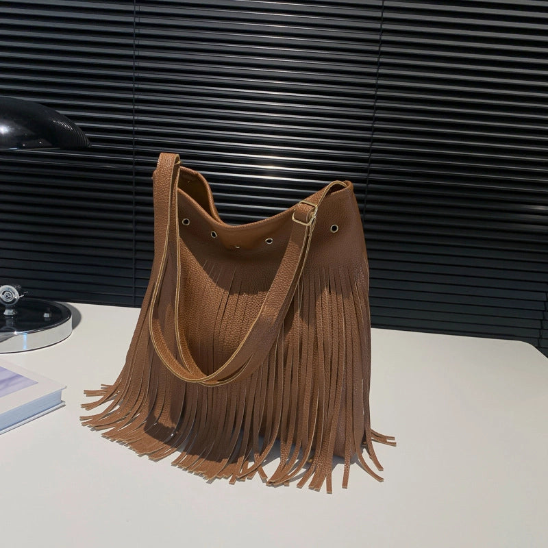 Women's Large Pu Leather Solid Color Vacation Classic Style Tassel Sewing Thread Square Magnetic Buckle Shoulder Bag