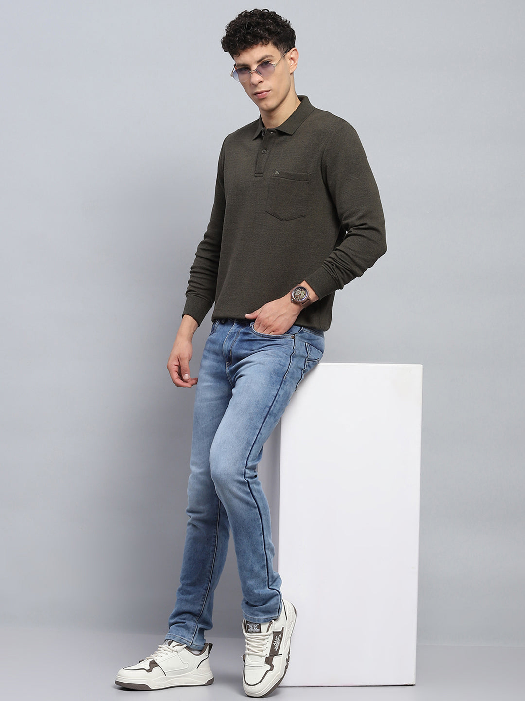 Men Olive Solid Collar Full Sleeve Winter T-Shirt