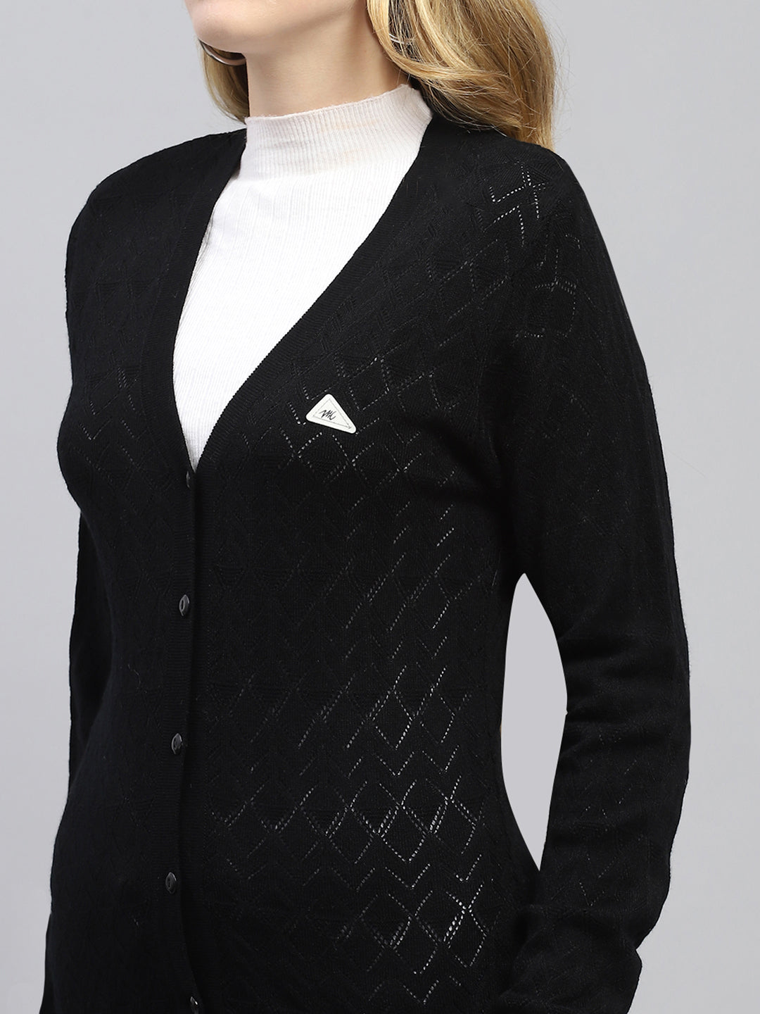 Women Black Self Design V Neck Full Sleeve Cardigan