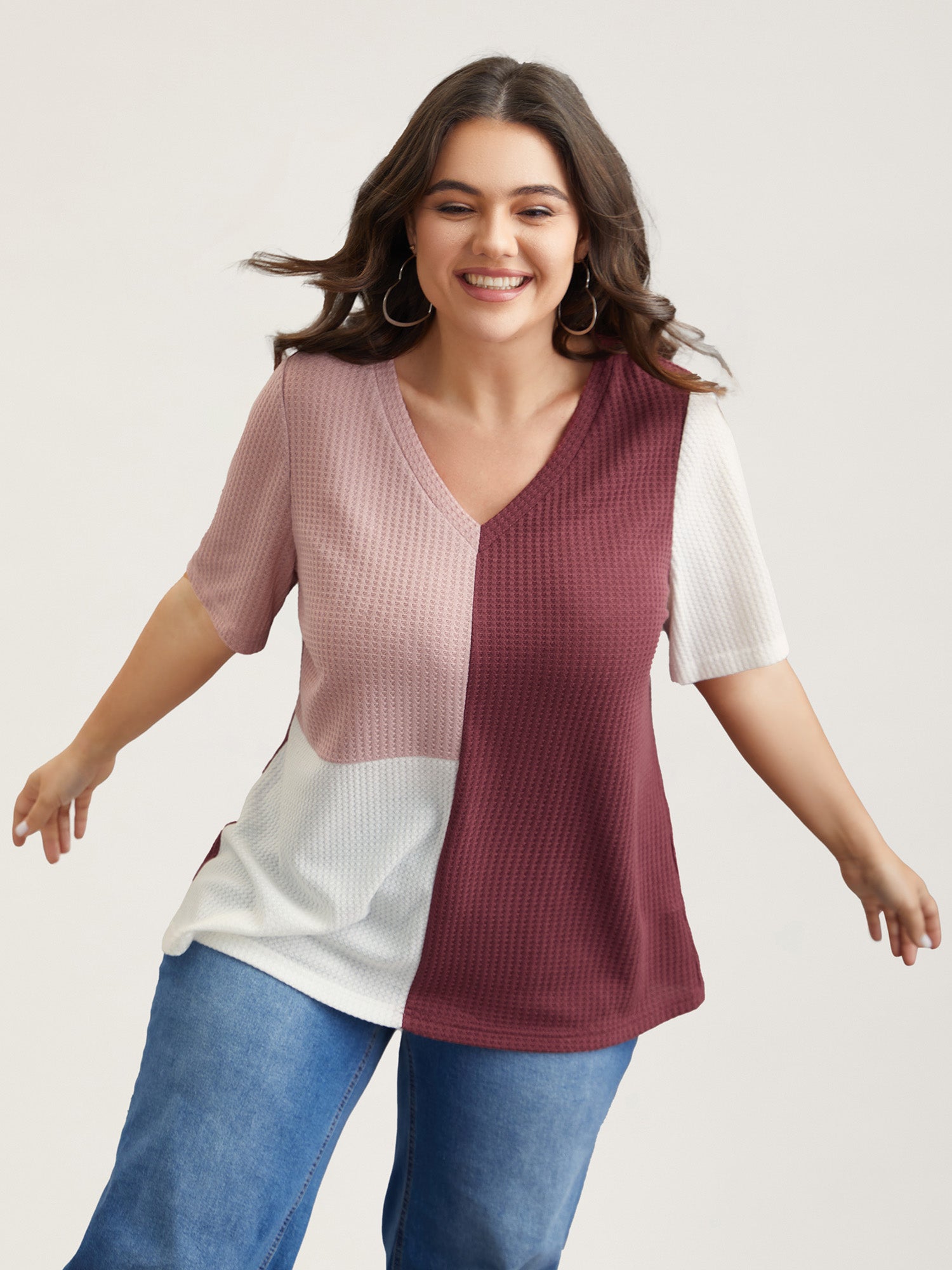 Color Block V-Neck Relaxed Fit T-Shirt