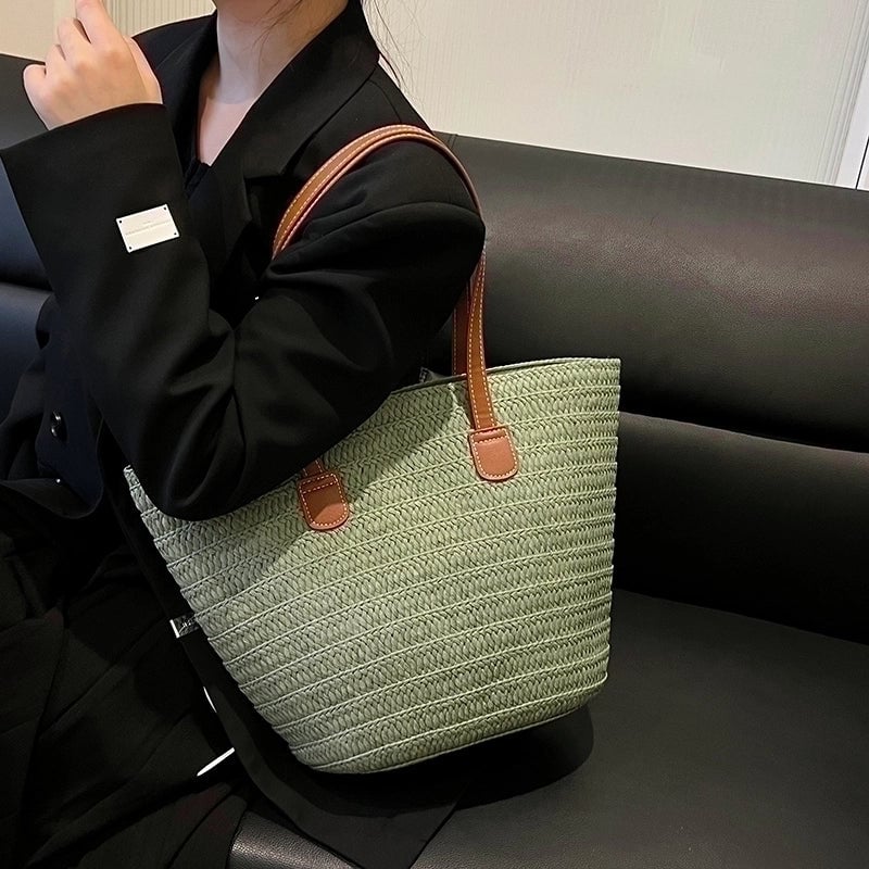 Women's Braid Solid Color Vintage Style Vacation Weave Square Zipper Shoulder Bag