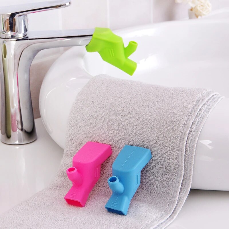 Silicone Water Extender. Sink Rubber Elastic Nozzle