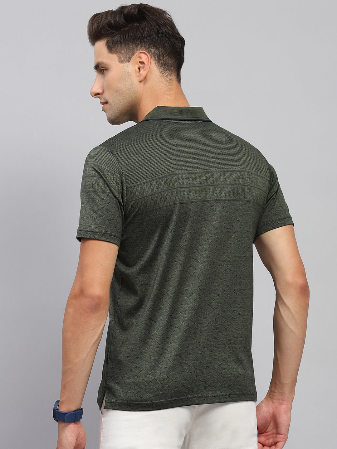 Men Olive Self Design Collar Half Sleeve T-Shirt