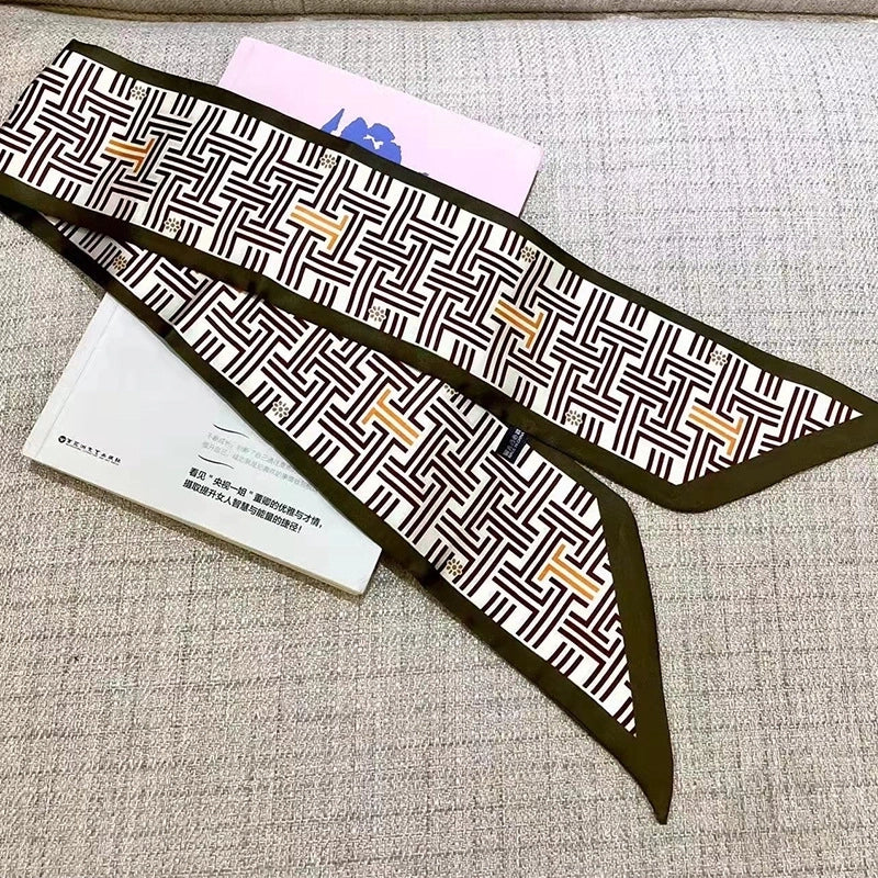 Women's Minimalist Color Block Polyester Printing Silk Scarf