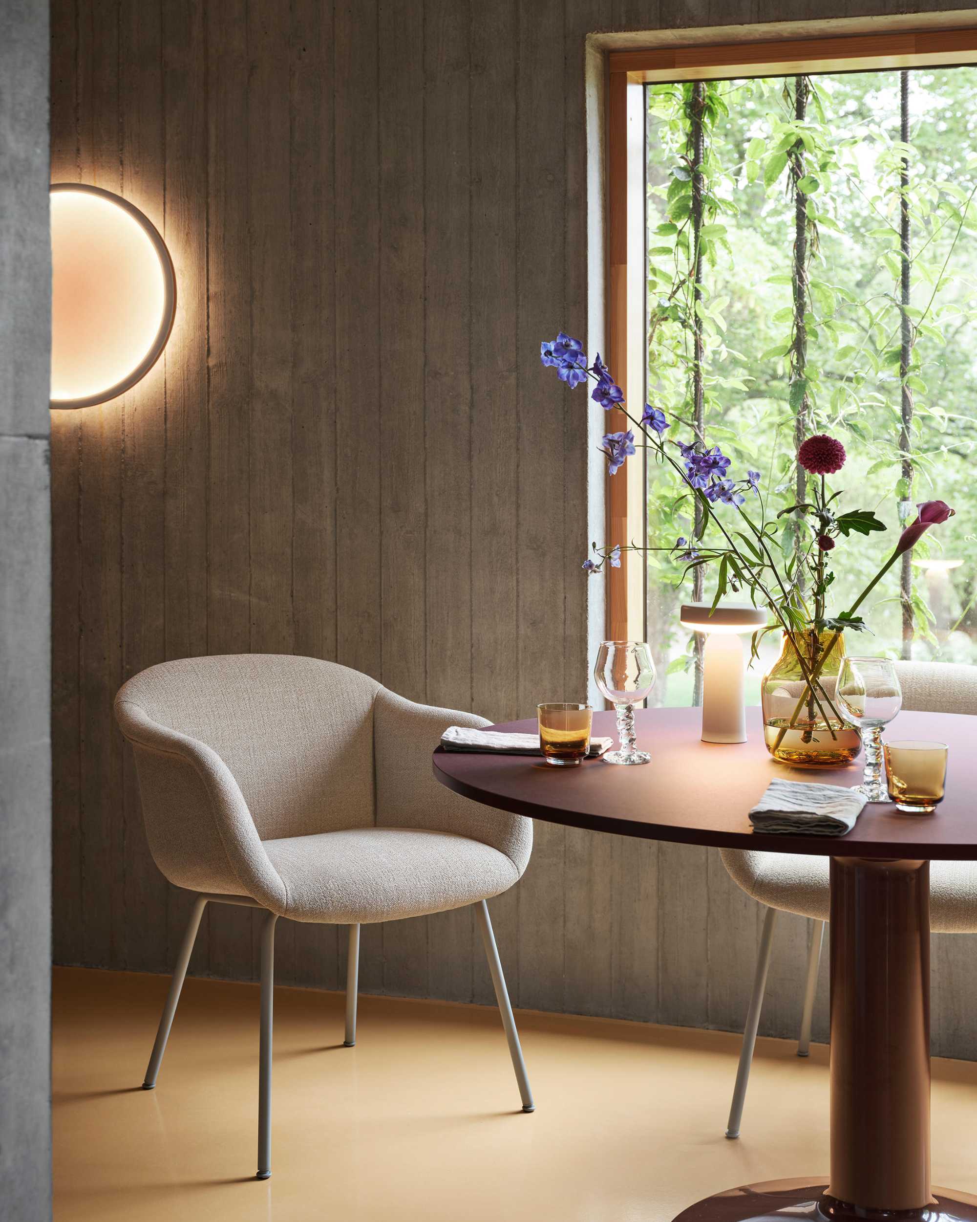 Muuto Calm Wall Lamp ?68 w. Orange Band