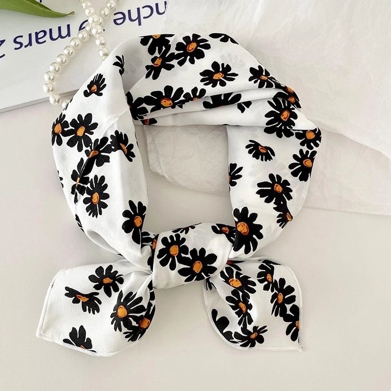 Women's Sweet Minimalist Color Block Cotton And Linen Printing Scarf