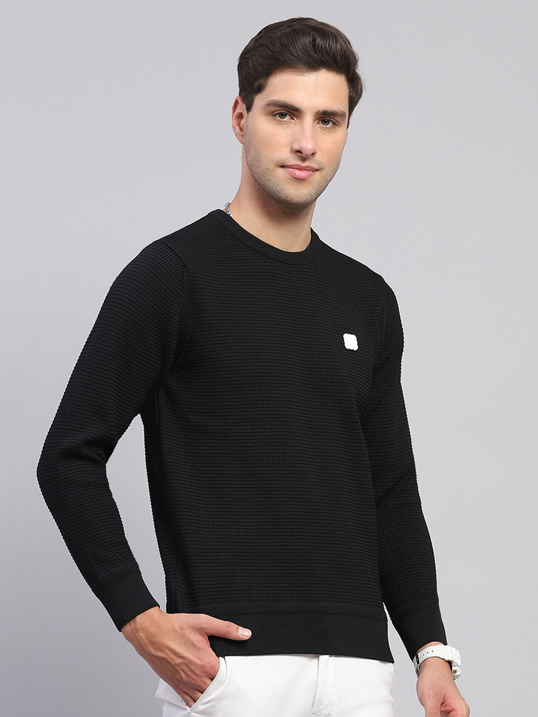 Men Black Solid Round Neck Full Sleeve Pullover