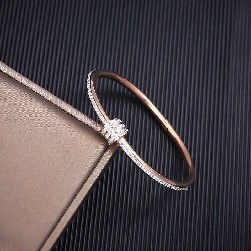 Minimalist Geometric Titanium Steel Plating Inlay Zircon 18k Gold Plated Bangle