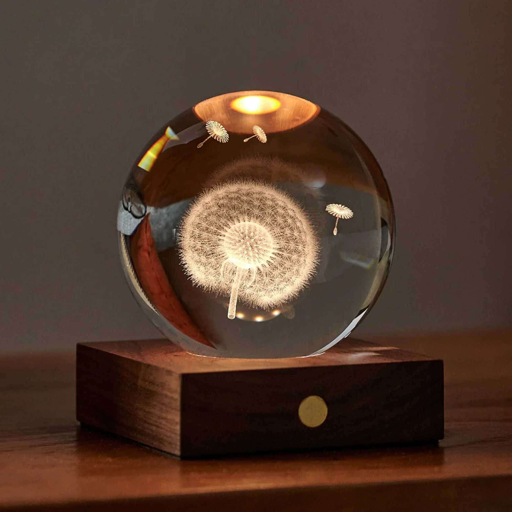 Gingko Amber Crystal Light . Dandelions